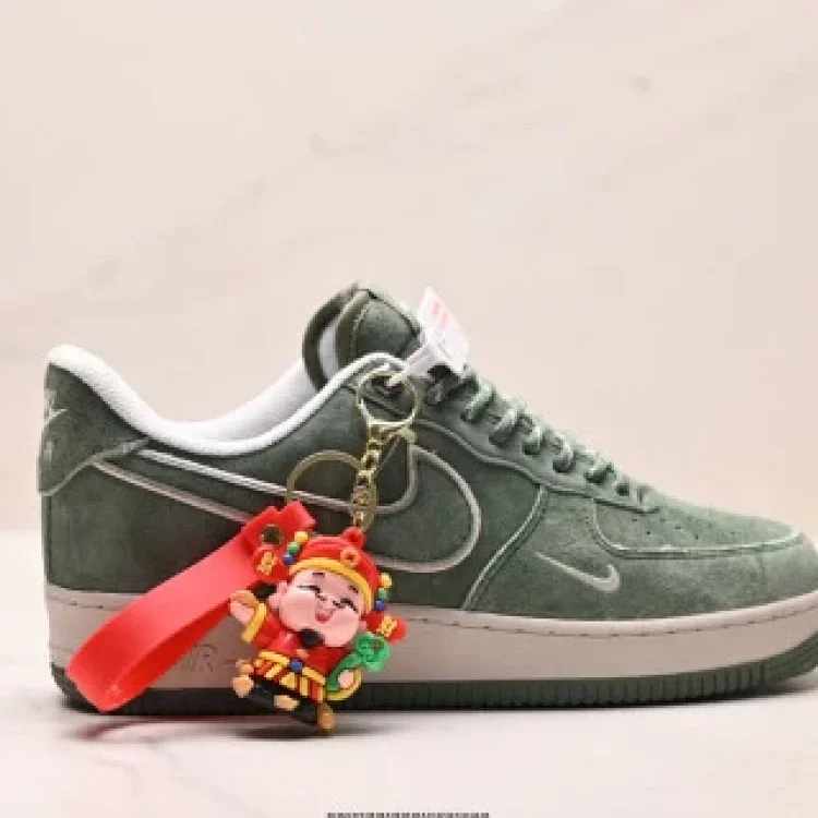 NIKE AIR FORCE 1'07 LV8 Original Version With Full Cushion