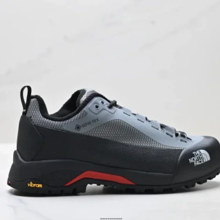 THE NORTH FACE VERTO GORE-TEX Hiking Shoes