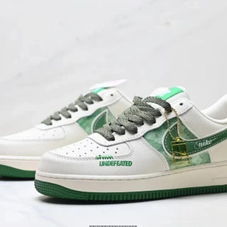 NIKE AIR FORCE1'07 Low-Top Full Cushion & Authentic Details