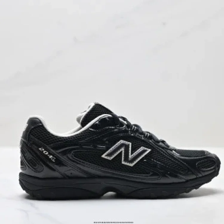 New Balance 204L Low-Top Casual Shoes