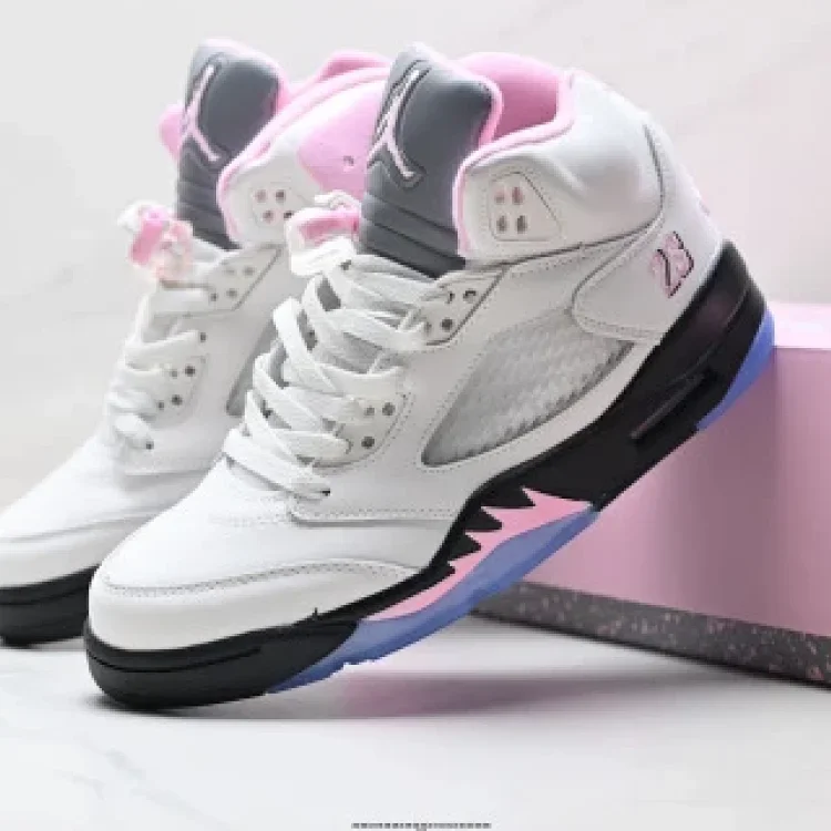 Nike Air Jordan5 Retro Basketball Shoes