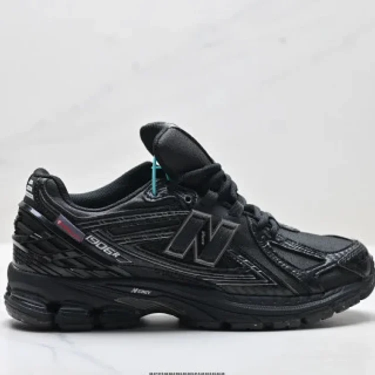 New Balance M1906 Retro Dad Shoe: Premium & Fit