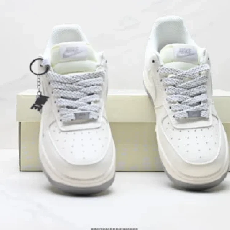 NIKE AIR FORCE1 '07 Low-Top Original Last Air Cushion 