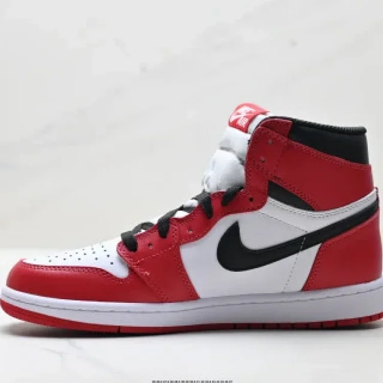  Nike Air Jordan1 Retro High OG Sneakers