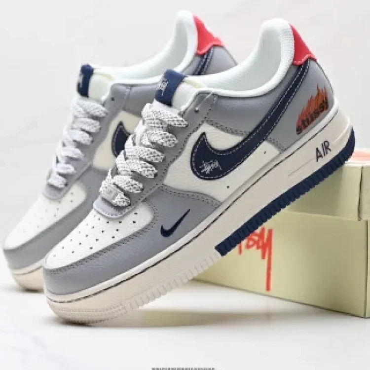 NIKE AIR FORCE 1‘07 LV8 Company Grade