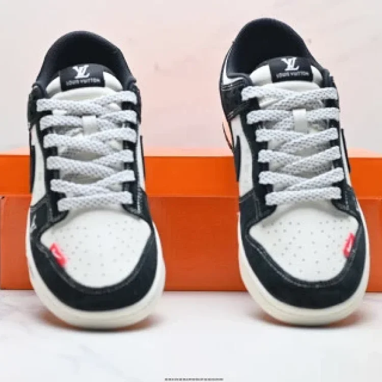 Nike Dunk Low Retro DIY High-end Custom Casual Sneakers