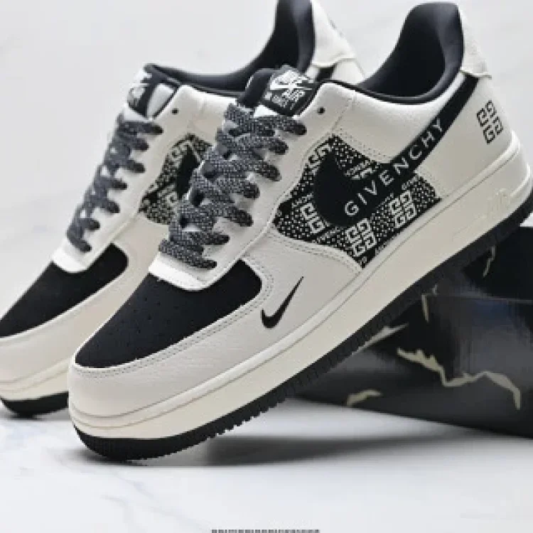 NIKE AIR FORCE1 '07 LV8 Company Grade