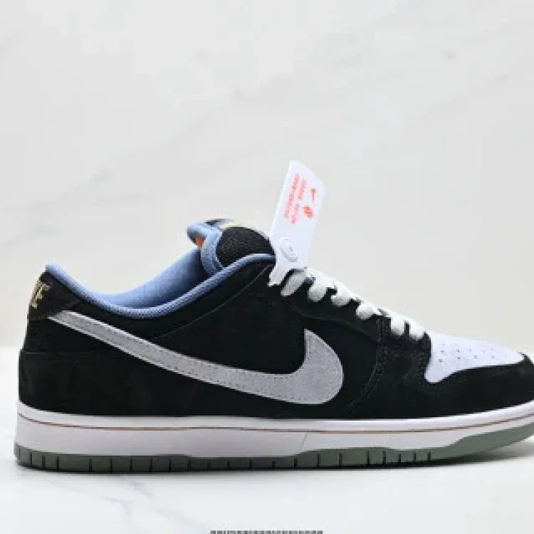 NIKE DUNK LOW Retro Low-Top Skate Shoes with ZoomAir Cushion