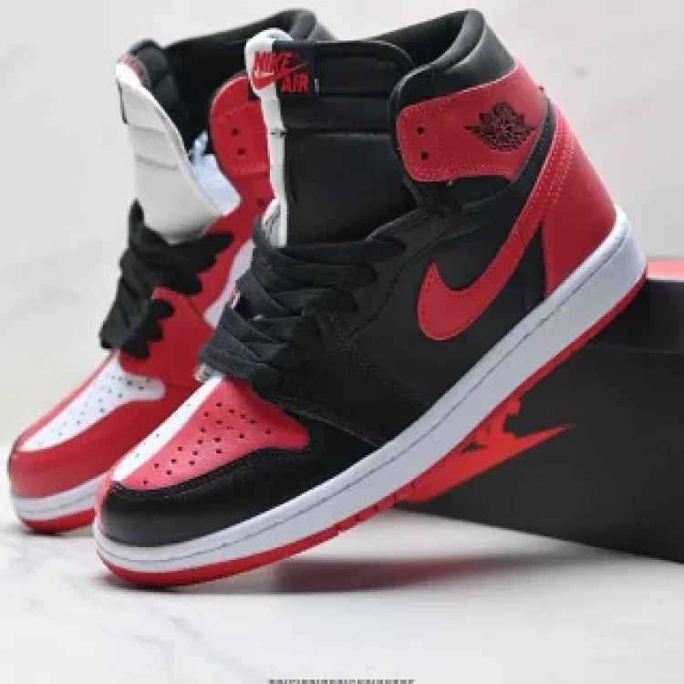  Nike Air Jordan1 Retro High OG Shoes