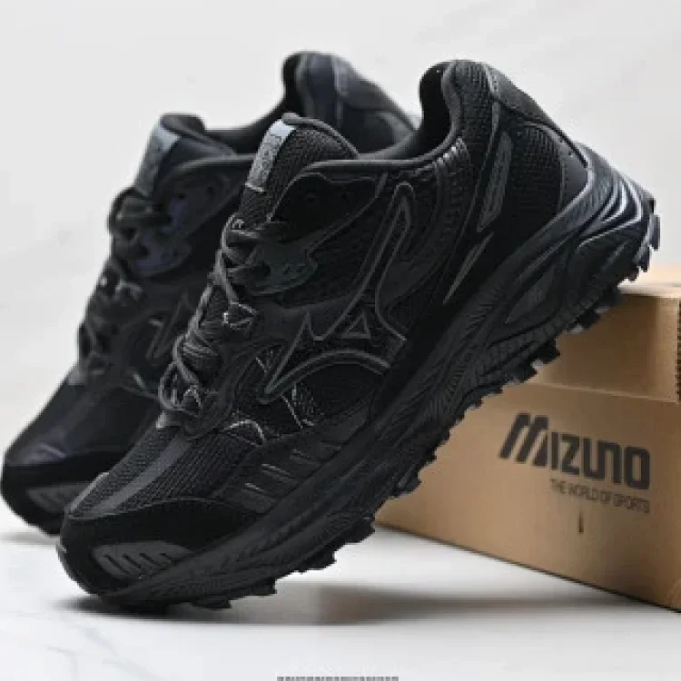 Mizuno Racer ADV Retro Comfort Shoes