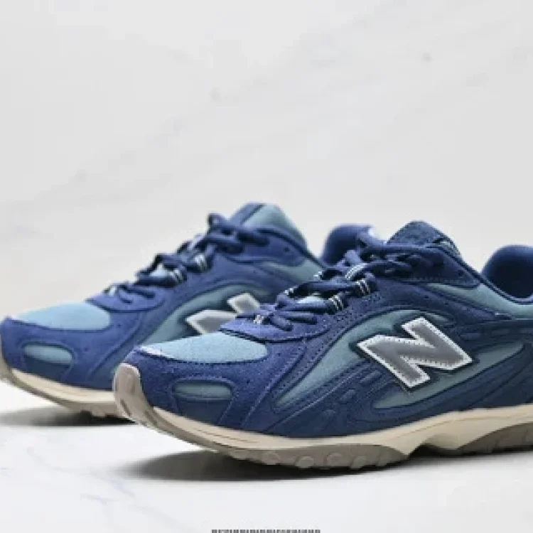 New Balance 204L Low-Top Thin-Sole Shoes