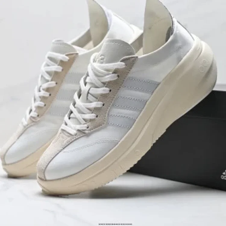 Y-3 Unisex LS Vintage Run Sneakers