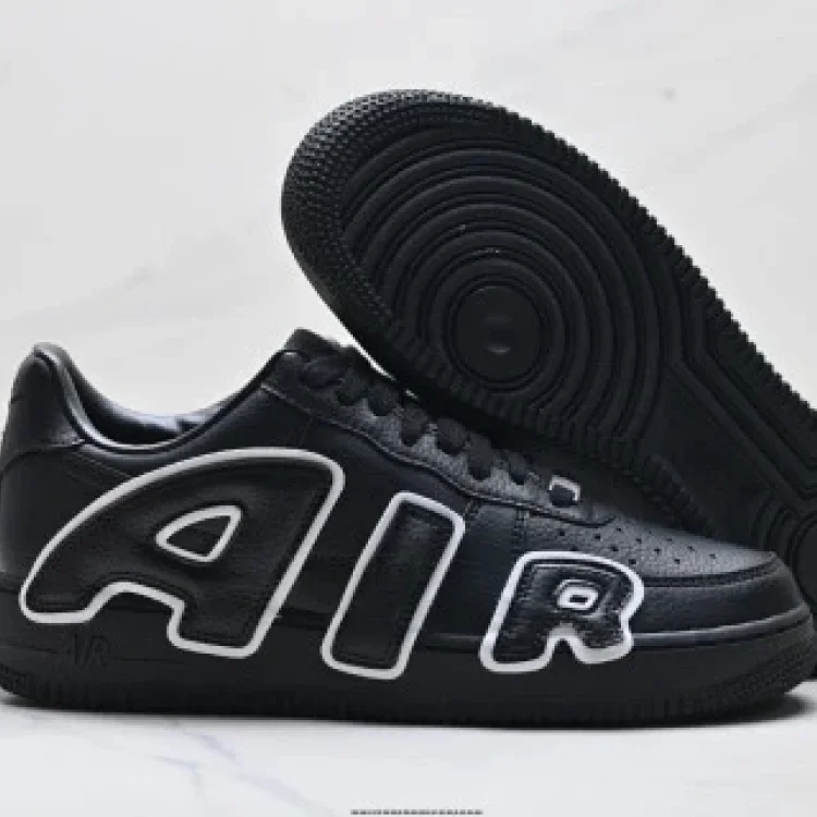 NIKE AIR FORCE1 '07 Low-Top Full Cushion & Original Details