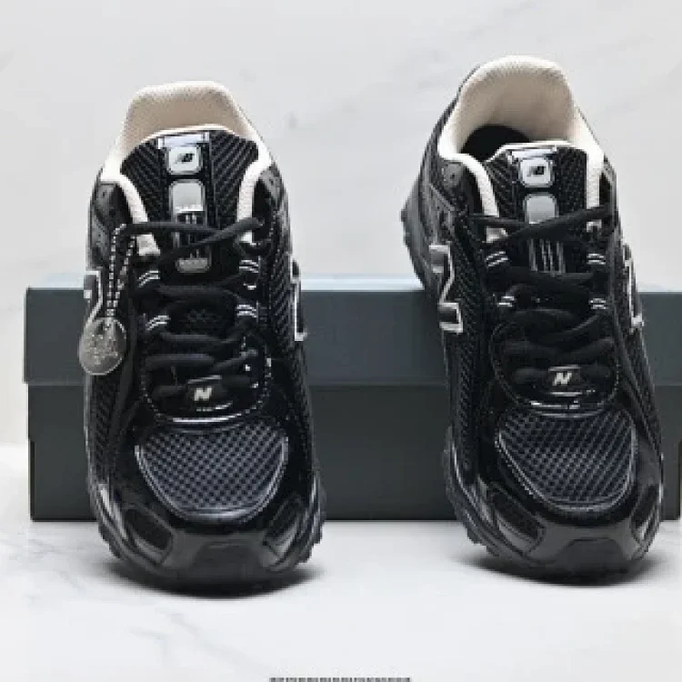 New Balance 204L Thin Sole Leather Shoes