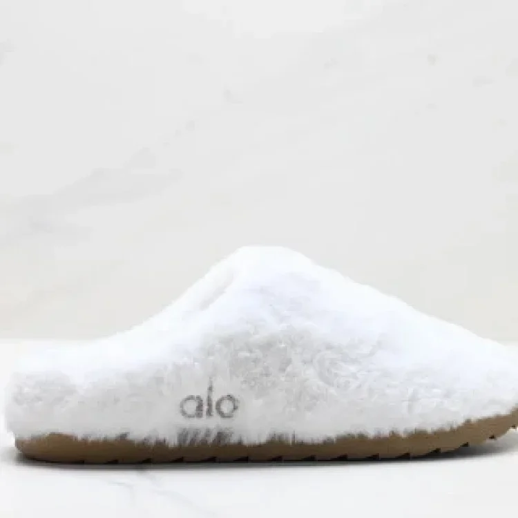 Alo Yoga Recovery Slipper: Comfy Warm Anti-slip