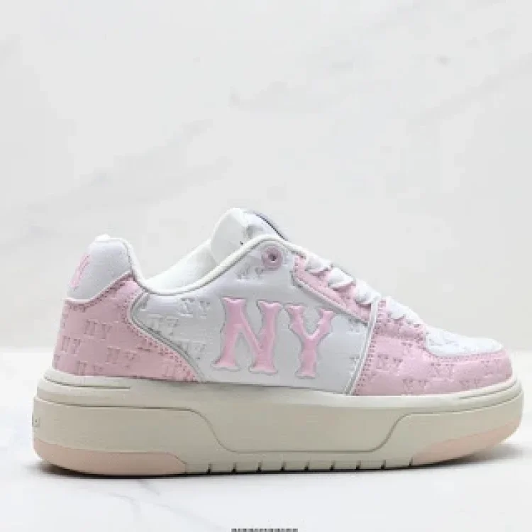 MLB Yankees Monogram Low-Top Sneakers