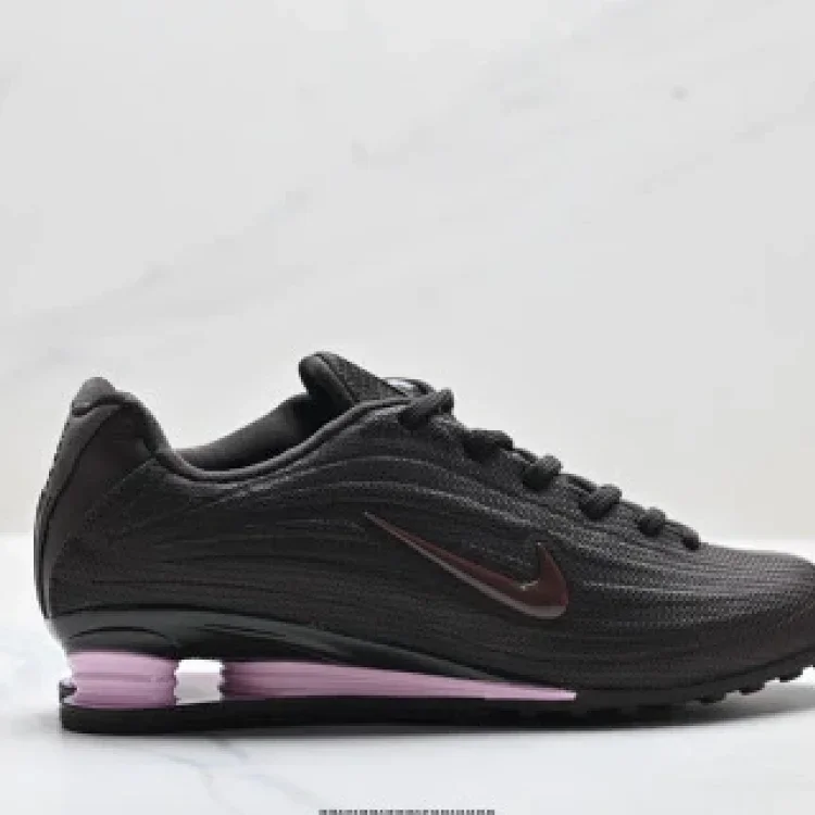 NIKE SHOX Z Low-top Sports Casual Sneakers