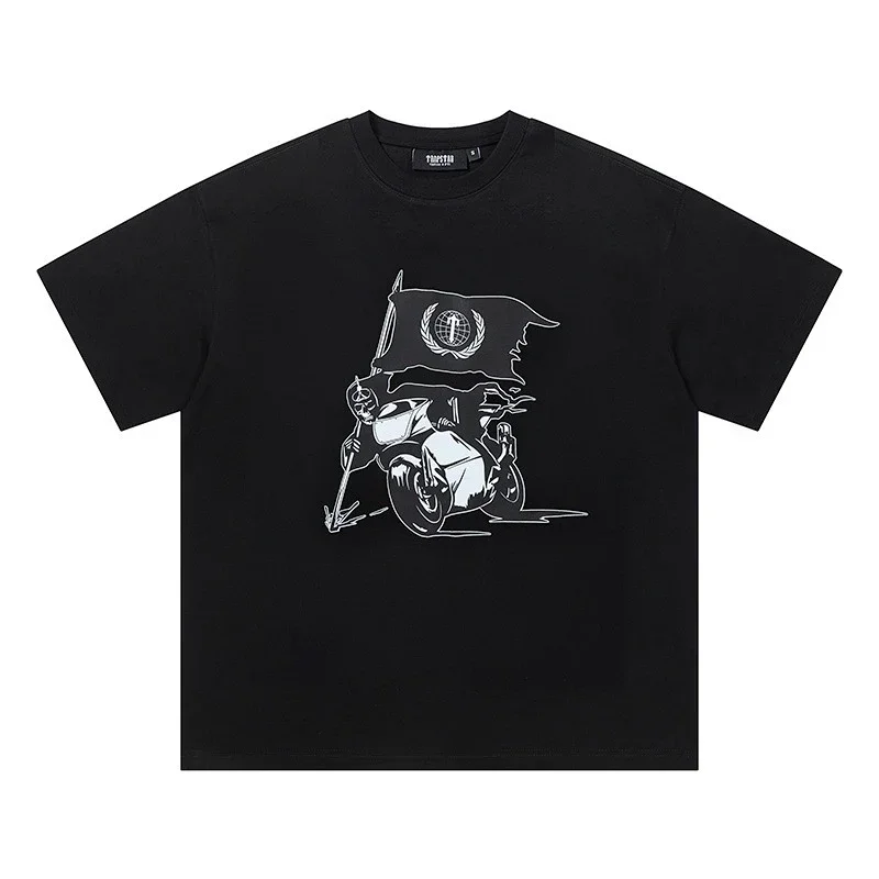 RDESTRR Motorcycle & Flag Graphic Tee